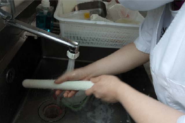 パンの作業が終わったら、後片付けや